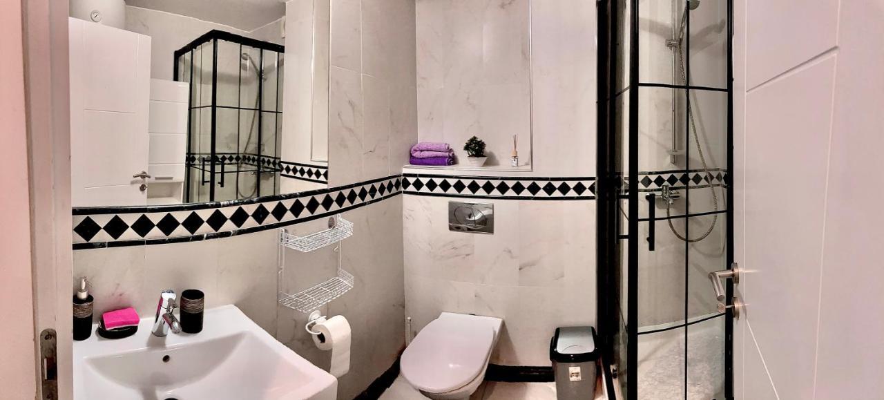Dorotea Butterfly Apartment Budva Exterior photo